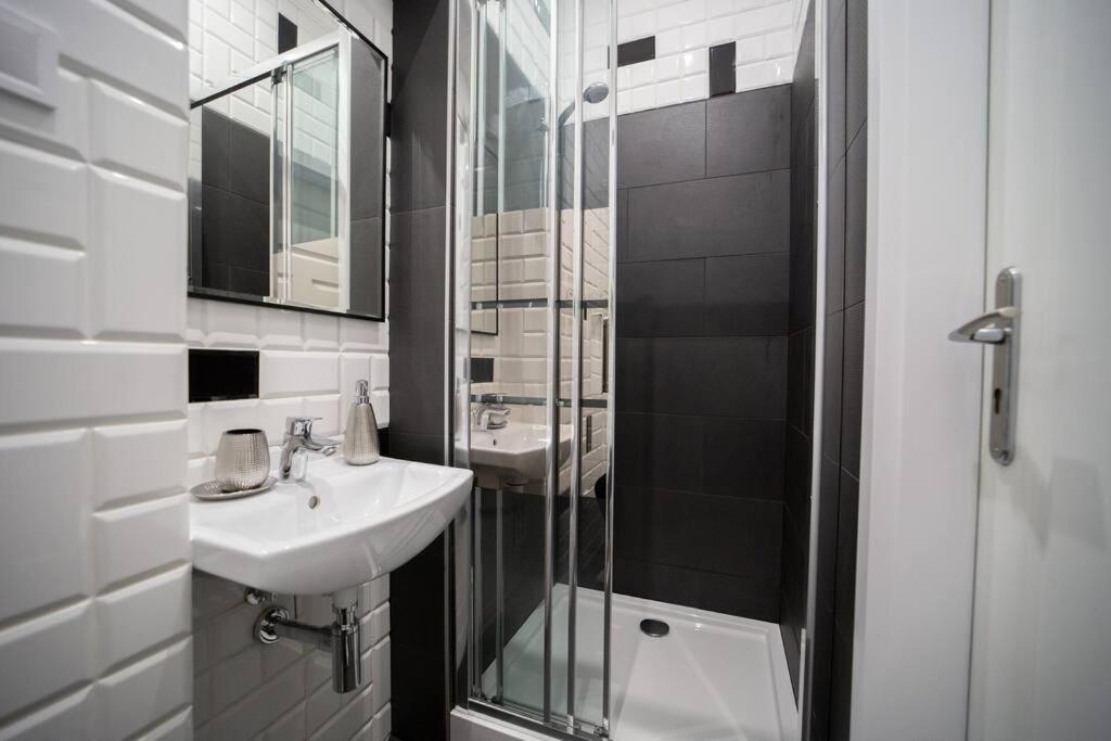 Alton Aleje Apartment 3 Varşovia Exterior foto